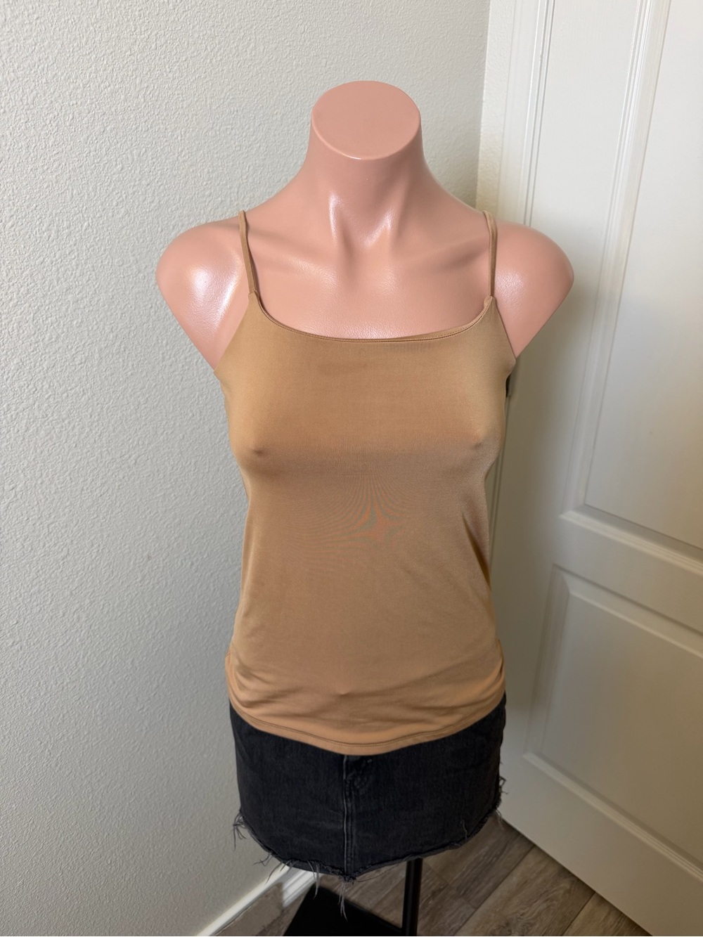 Express Women's Tan Spaghetti Strap Cami